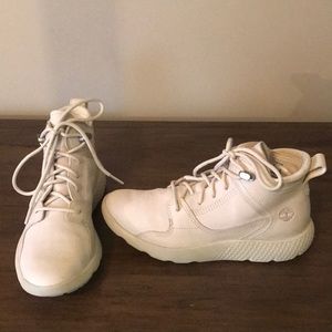 Timberland FlyRoam Chukka Sneakers